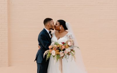 Tips + Tricks for Posing for Wedding Day Photos at a Central Florida Modern Wedding Venue
